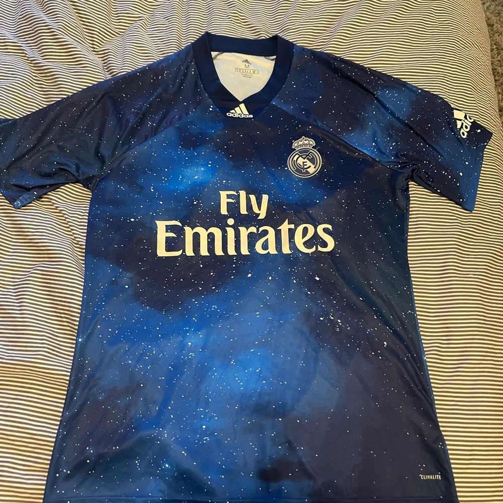 Real Madrid Fly EMIRATES
